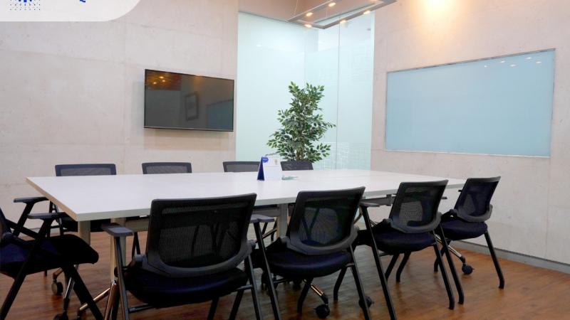 Meeting Room (6 pax) Gambar