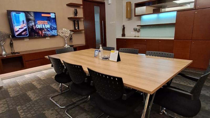 Meeting Room (8 pax) Gambar