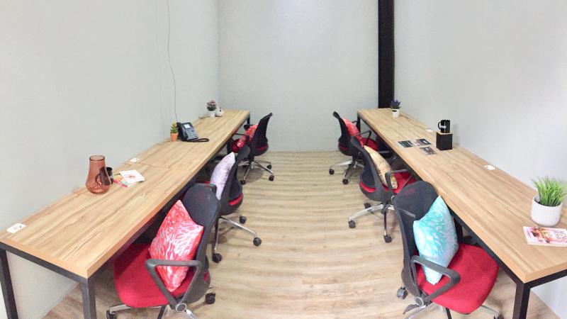 Serviced Office (4-8 pax) Gambar 3