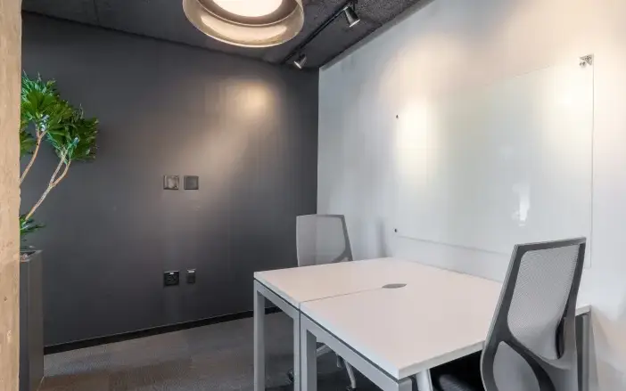 Regus - AIA Central Gambar 3