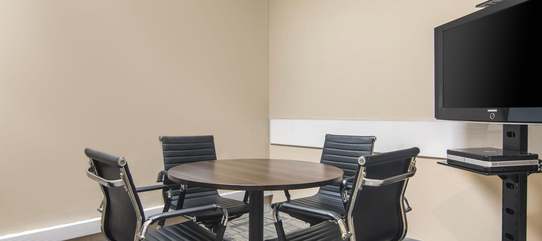 Regus - Equity Tower Gambar 1