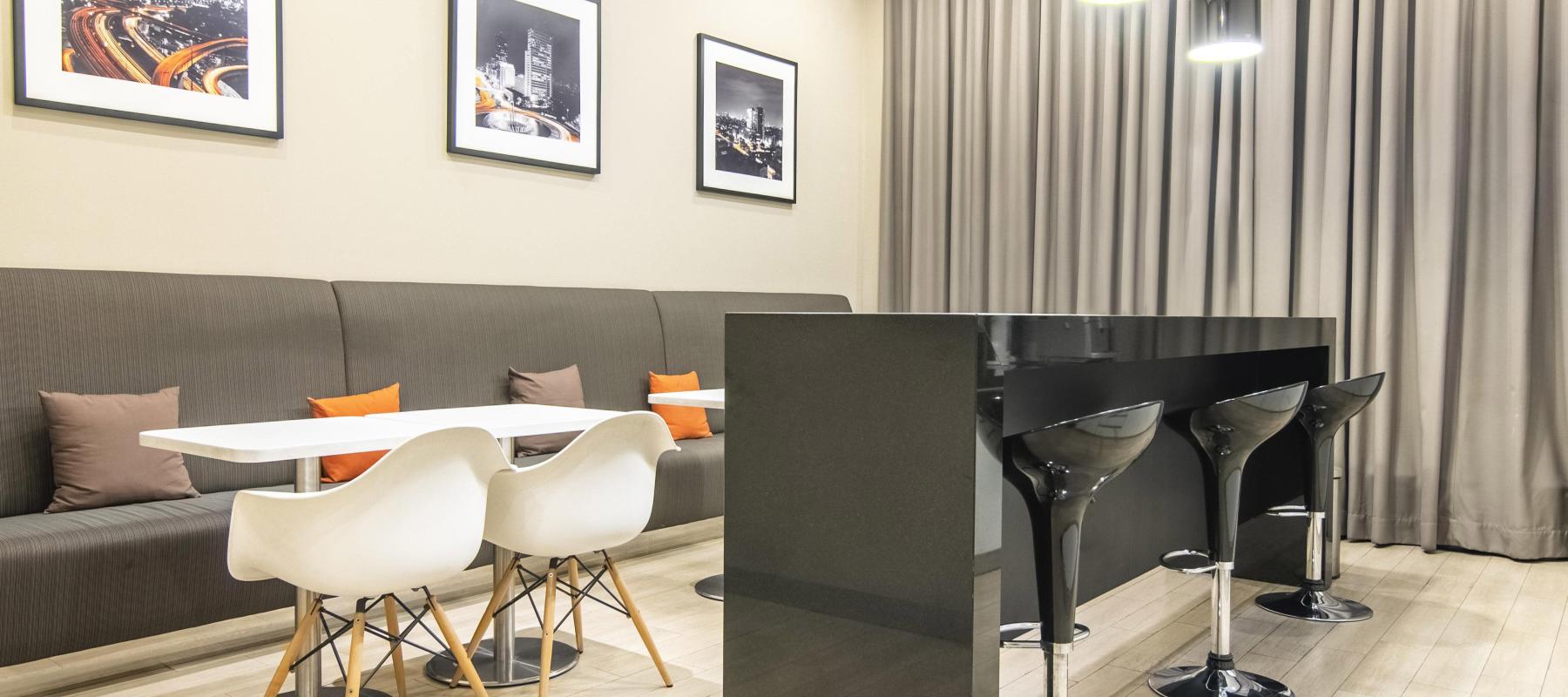 Regus - Equity Tower Gambar 2
