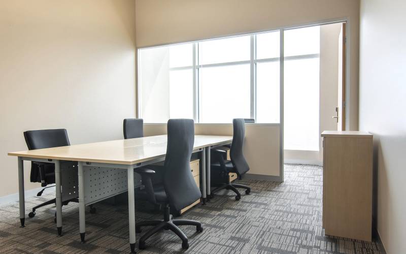 Regus - Equity Tower Gambar 4
