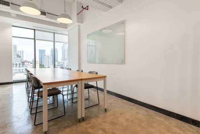 Regus - JB Tower Gambar 5