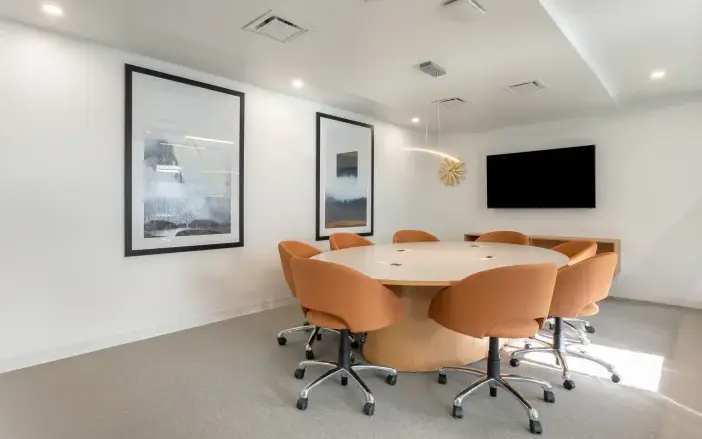 Regus - JB Tower Gambar 3