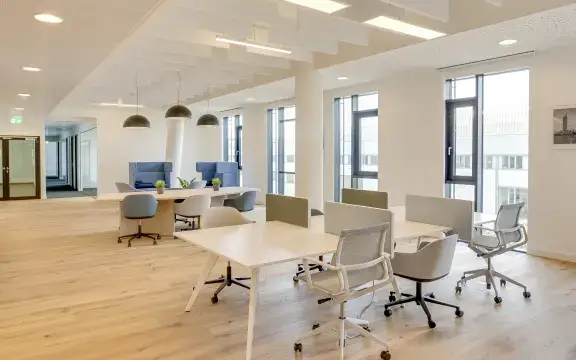 Regus - Menara Caraka Gambar 4