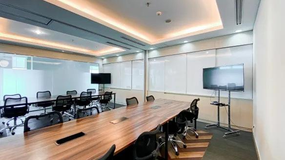 Regus - Palma Tower