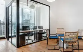 Regus - Plaza Galeon Gambar 2