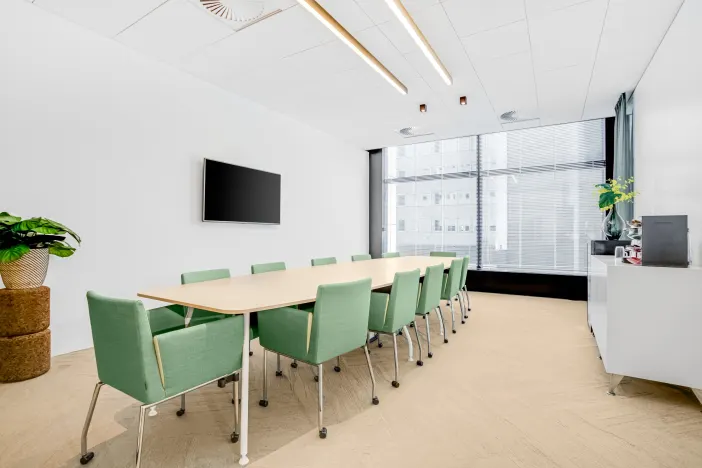 Regus - Plaza Oleos Gambar 2