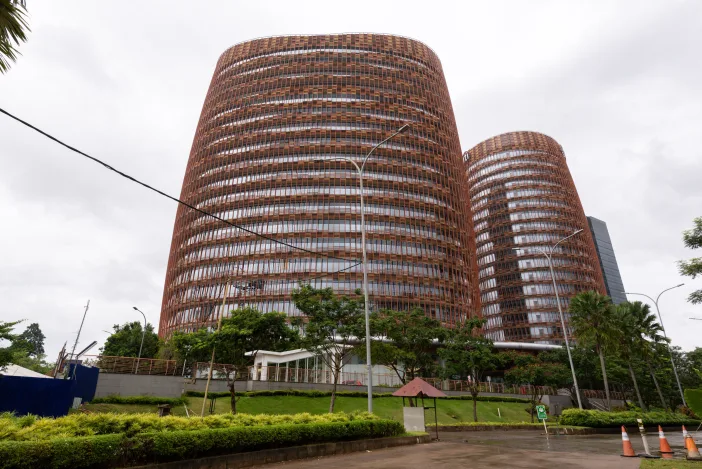 Regus - South Quarter Gambar 1
