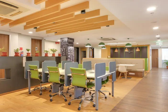 Regus - South Quarter Gambar 7