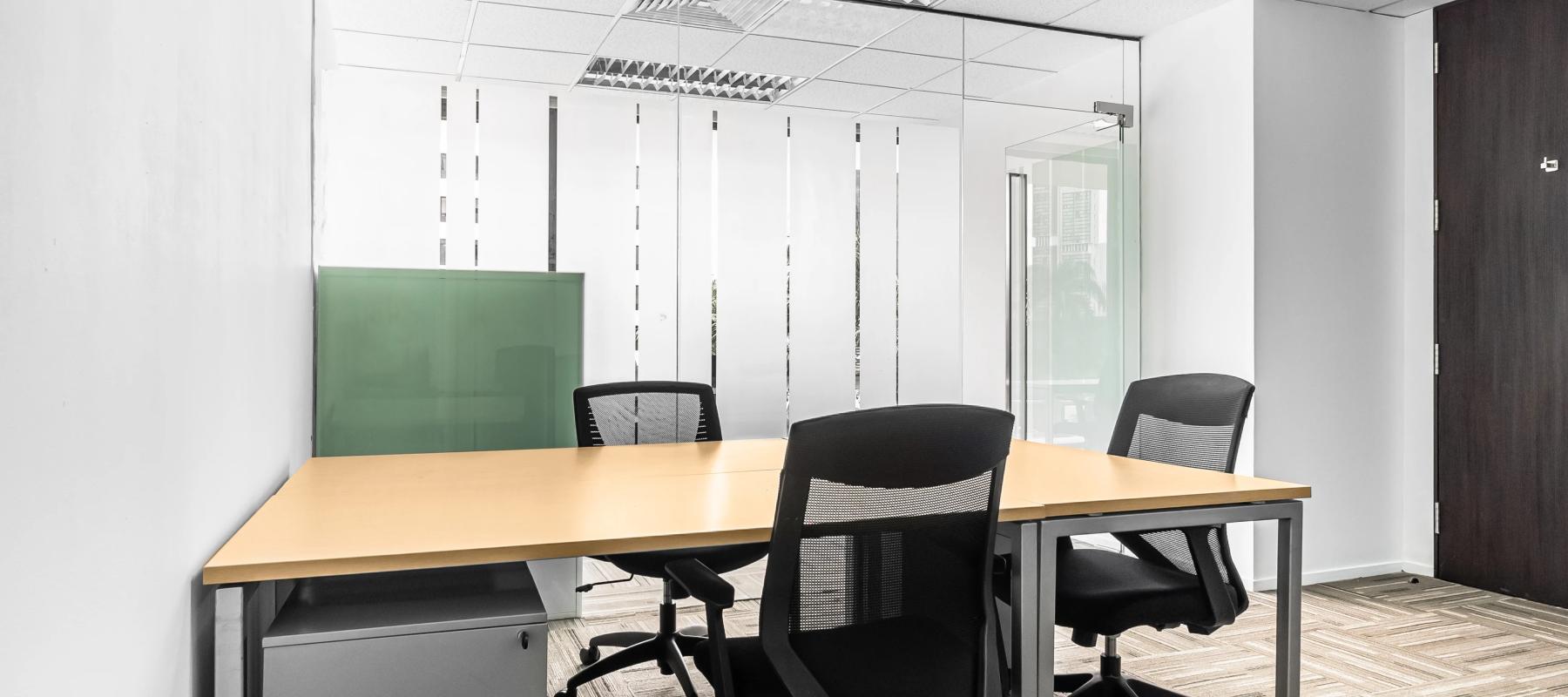 Regus - World Trade Centre Gambar 2