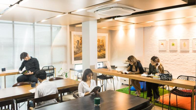 Shared Desk Gambar