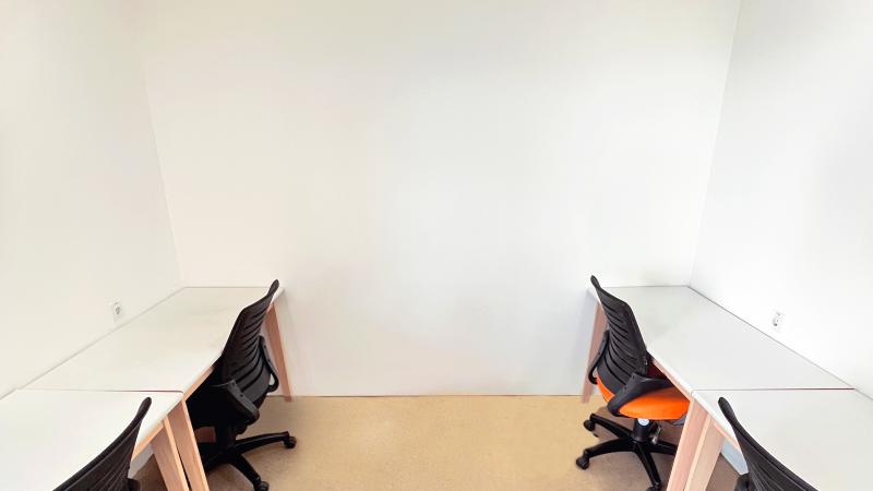 Serviced Office (2-5 pax) Gambar 2