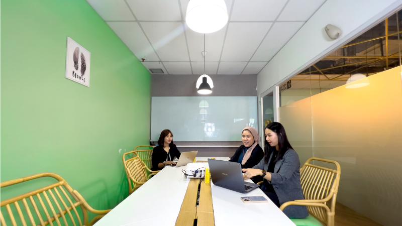 Meeting Room (10 pax) Gambar 1