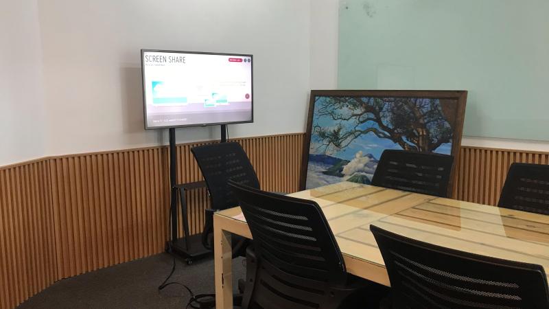 Meeting Room (8-10 pax) Gambar 1