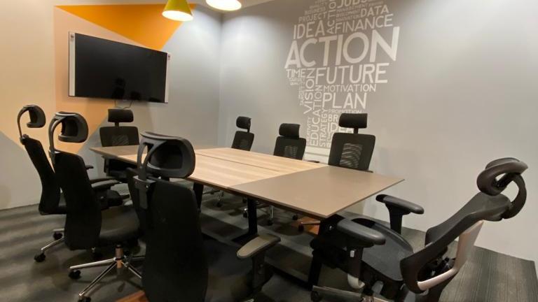 Meeting Room (12 pax) Gambar 3