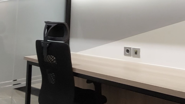 Dedicated Desk Gambar