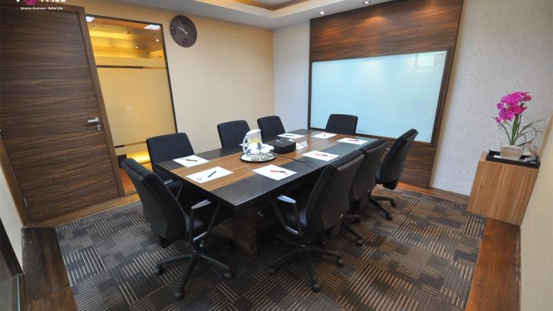 Meeting Room 1 (8 pax) Gambar