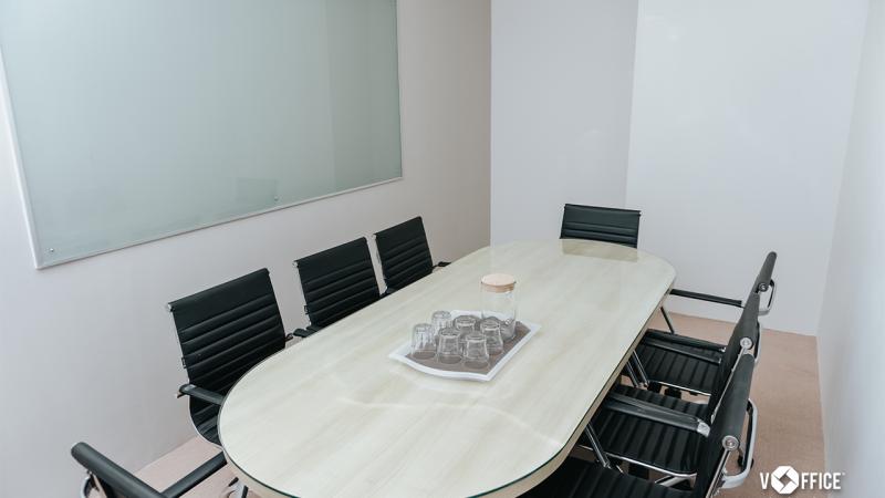 Meeting Room 2 (8 pax) Gambar