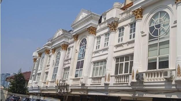 VOINDO - Ruko Crown Palace