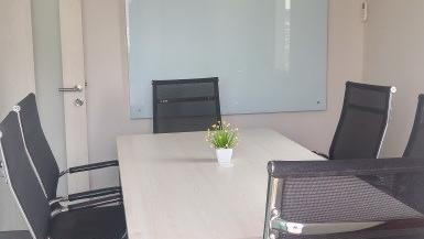 Meeting Room (6 pax) Gambar