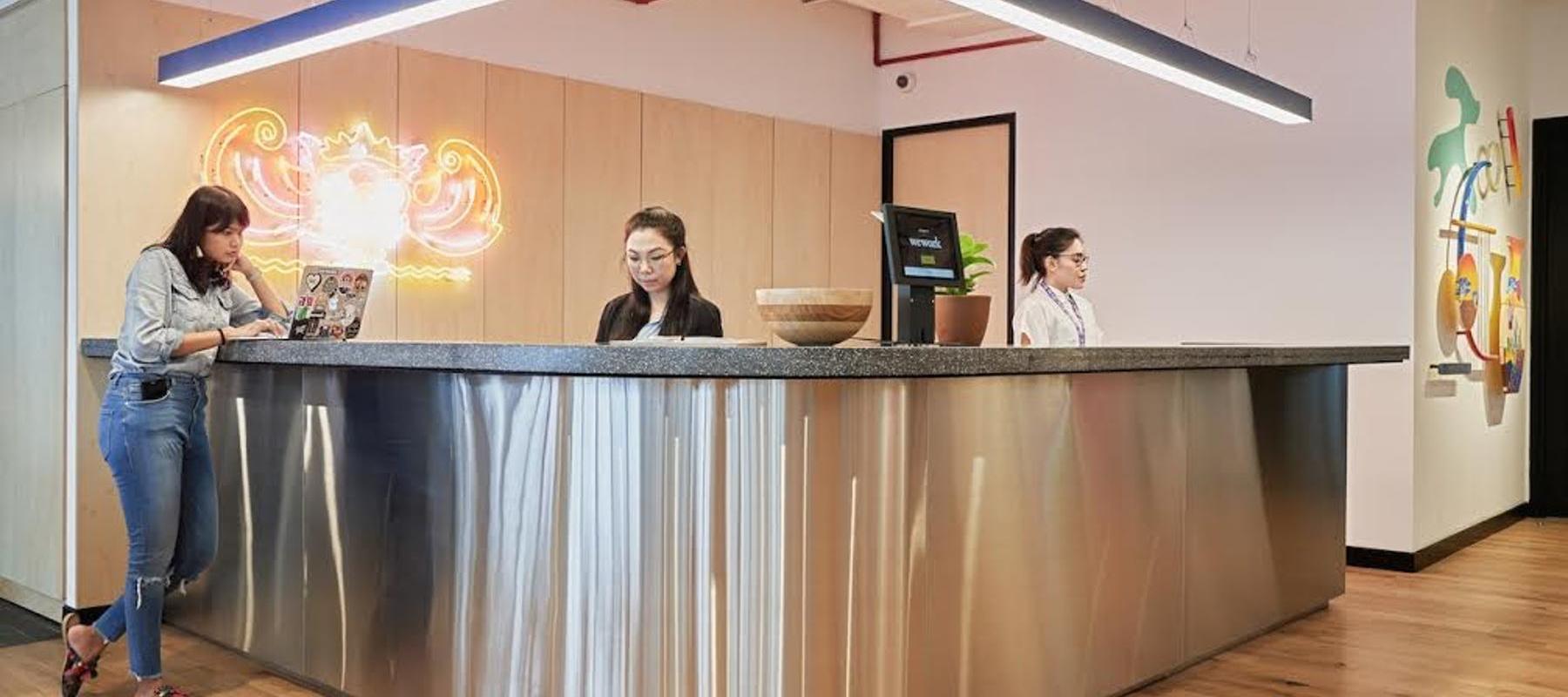 WeWork - Revenue Tower Gambar 1