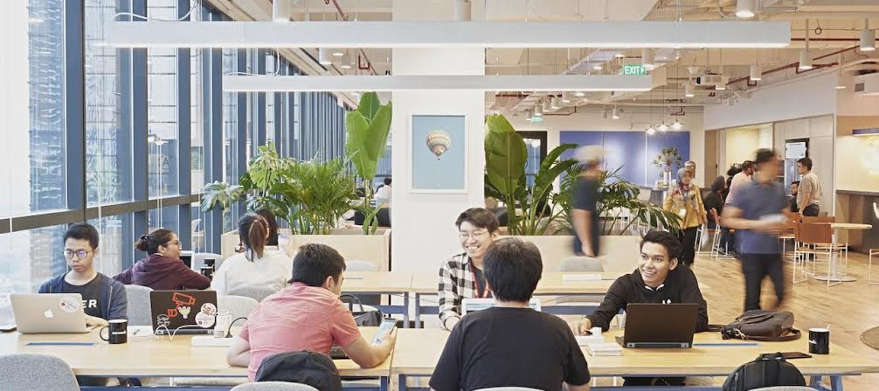 WeWork - Revenue Tower Gambar 2