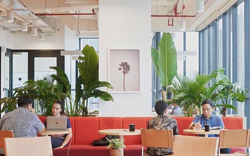 WeWork - Revenue Tower Gambar 5