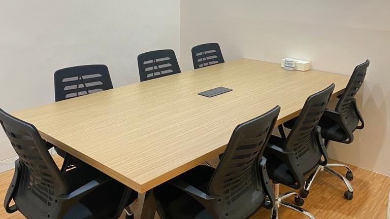 Meeting Room Gambar