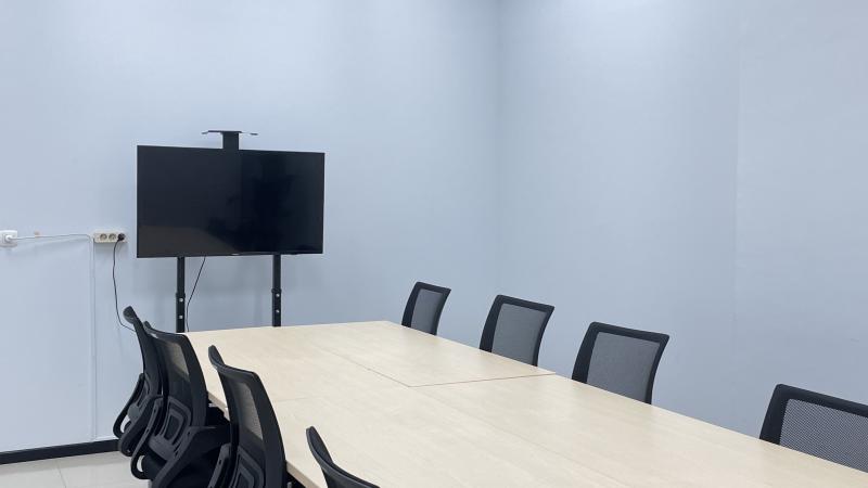 Meeting Room (12 pax) Gambar 2